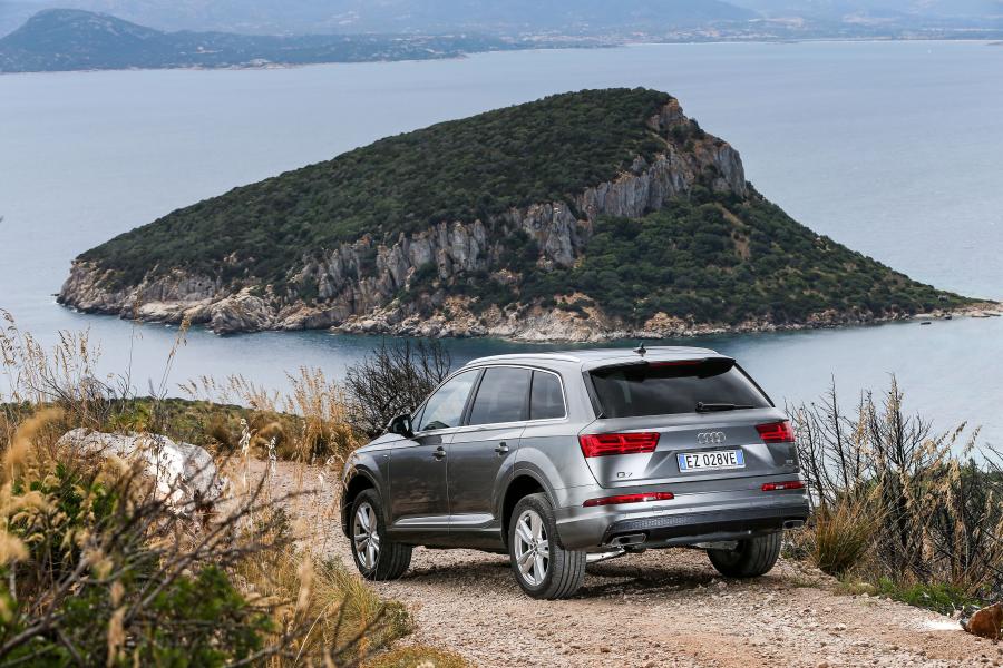  Audi Q7 TDI Quattro S-Line (4M) 2015 года  (WW) (фото 23 из 30)